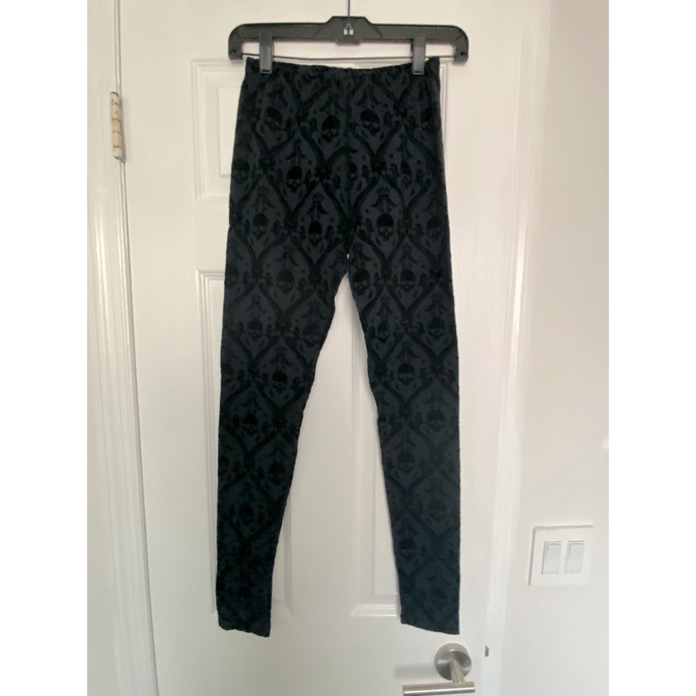 ZARA skull velvet leggings